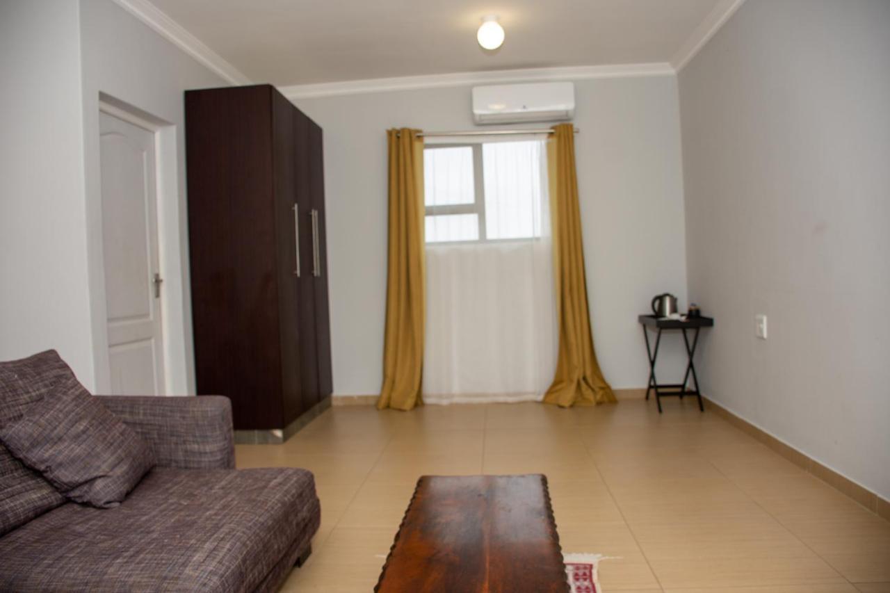Vikamana Guest House Ulundi Exterior photo